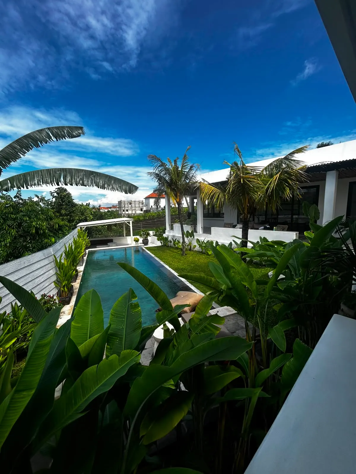 Serene 3 Bedroom Villa Overlooking Rice Fields in Central Canggu - AL004