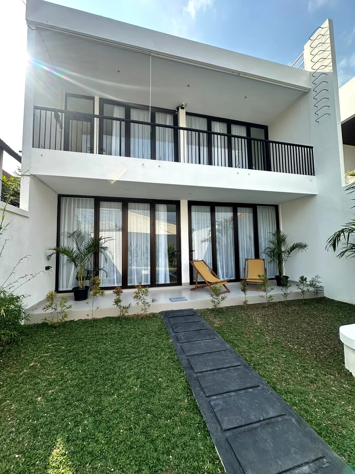 2 Bedroom Villa with Garden for Rent in Berawa - AY001