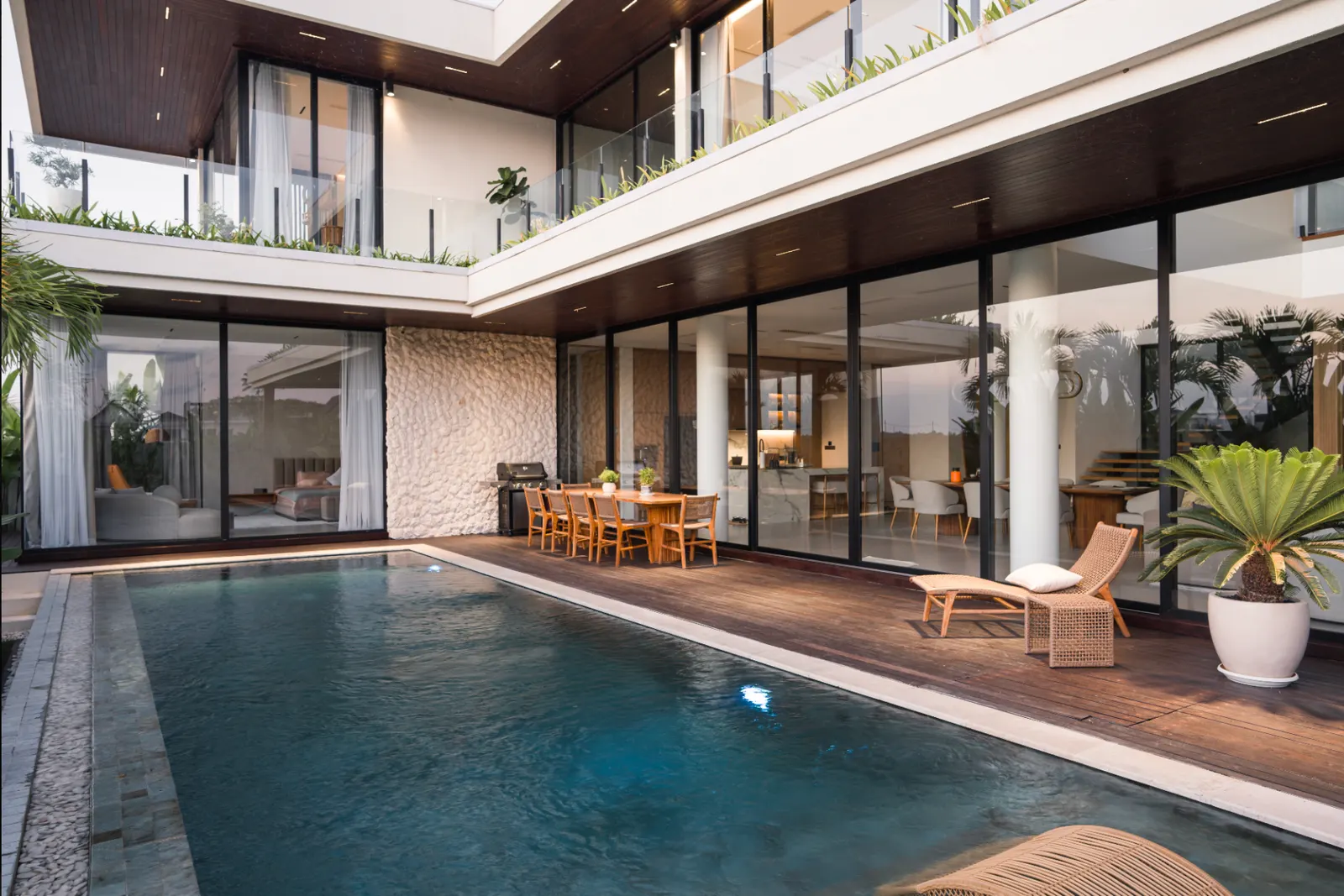 Exclusive 3BR Luxury Villa | Grand Living Spaces & Private Pool - DE001