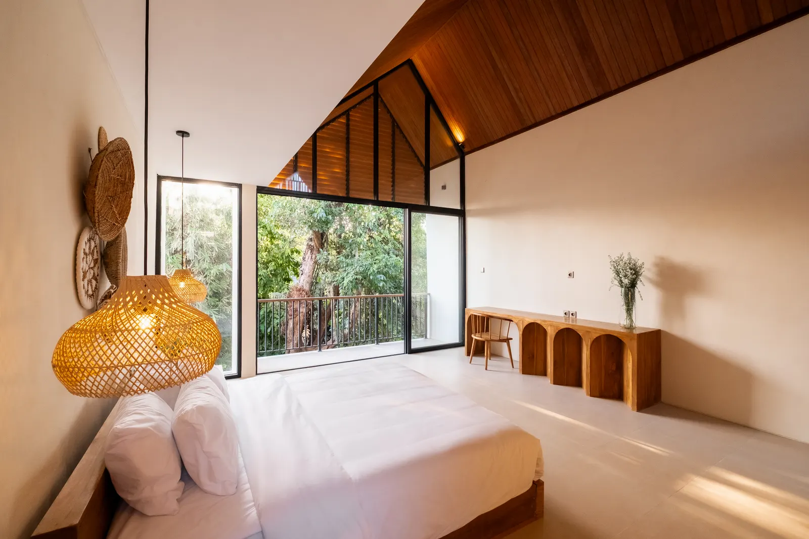 Designer One-Bedroom Residence Near Canggu & Pererenan - IK005