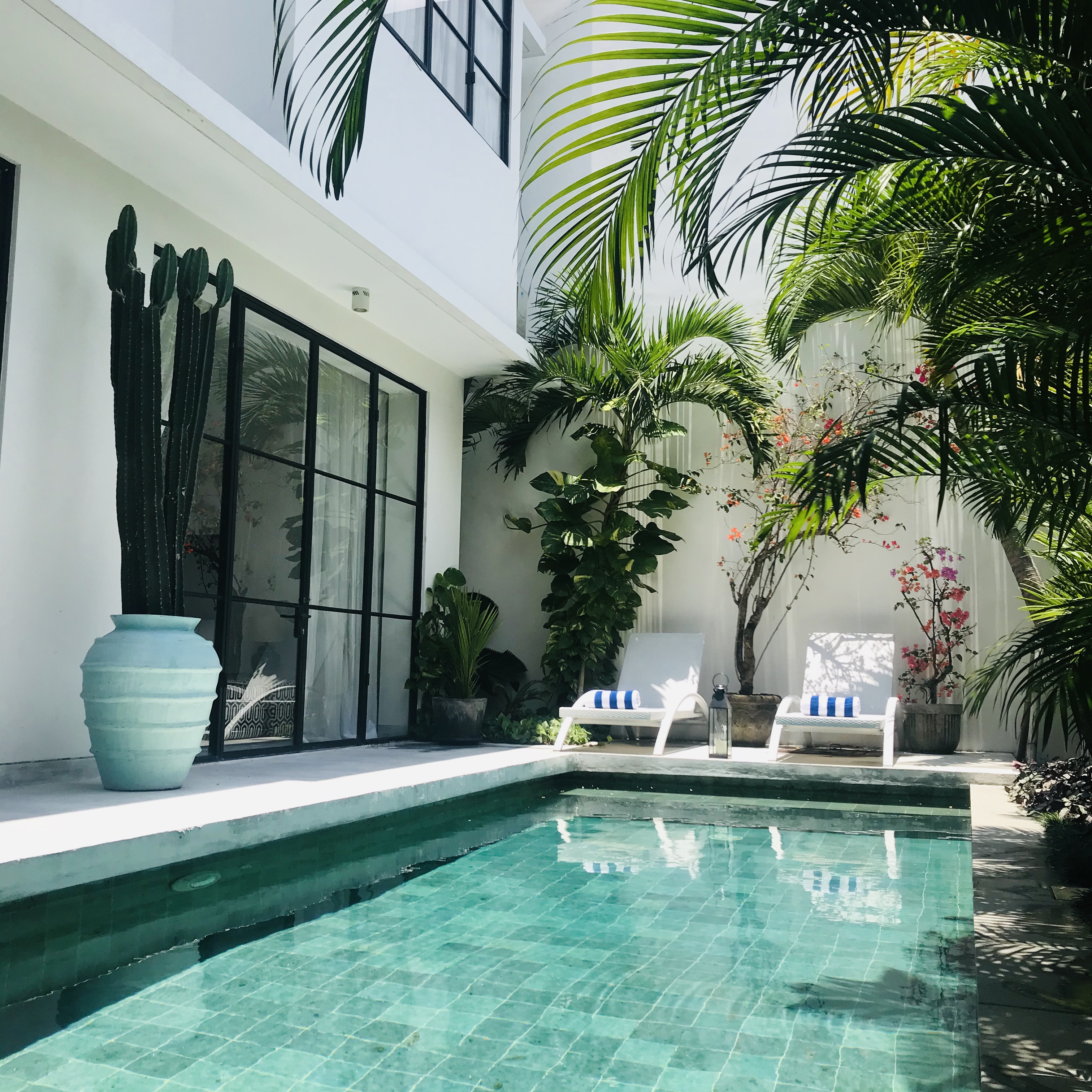 Elegant 4-Bedroom Tropical Villa | Minutes from Canggu