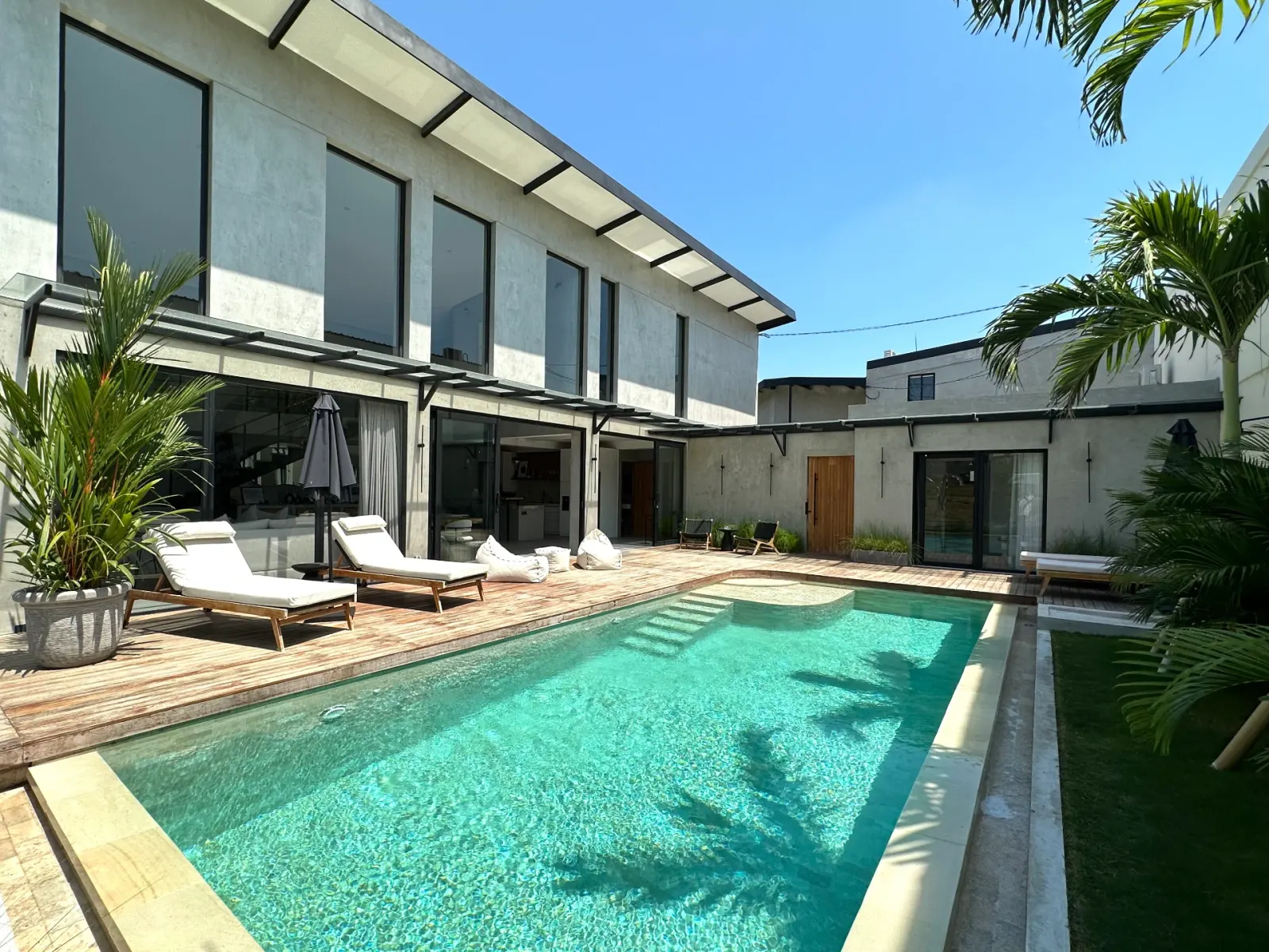 4BR Loft Pool Villa for Sale in Canggu, 33-Year Leasehold - LF001