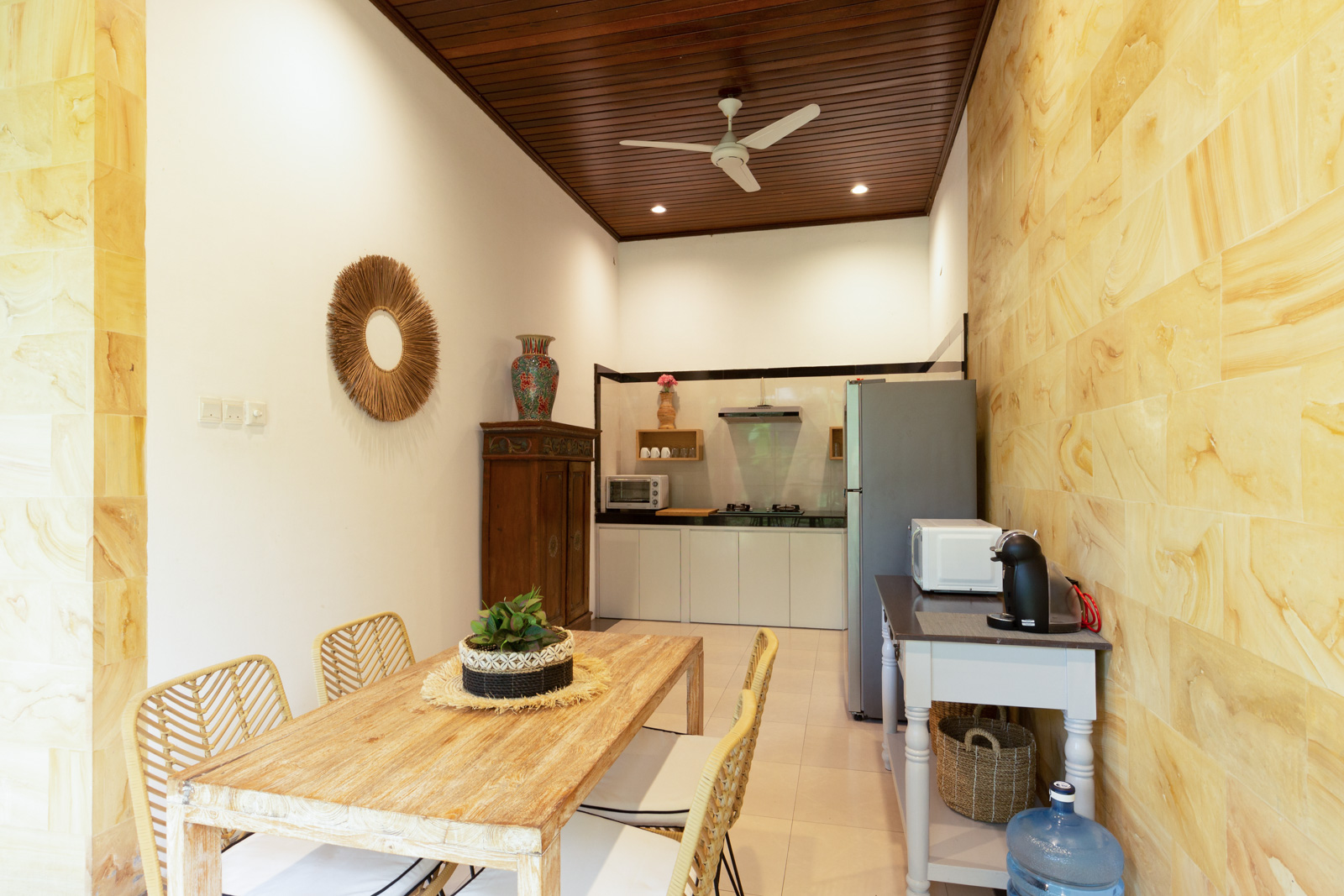 Spacious 2-Bedroom Tropical Garden Villa – ML05