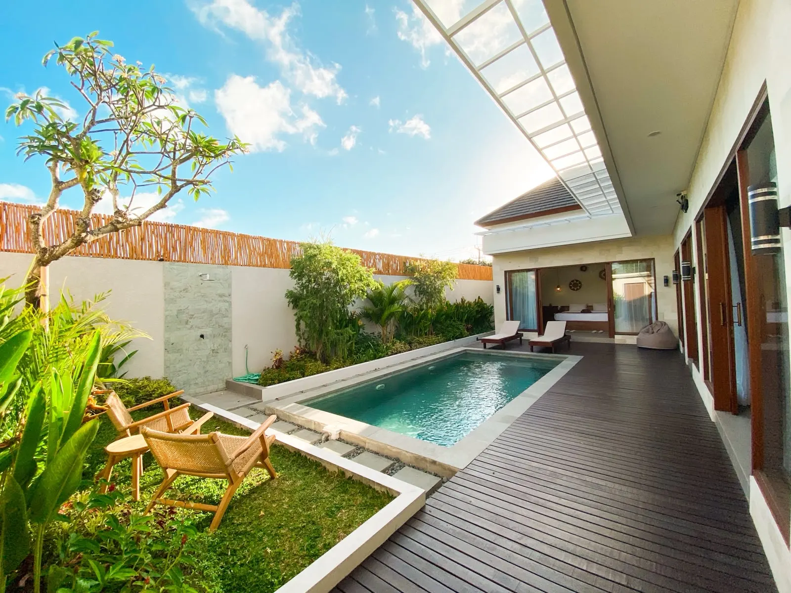 2 Bedroom Villa For Monthly Rental In The Heart of Berawa