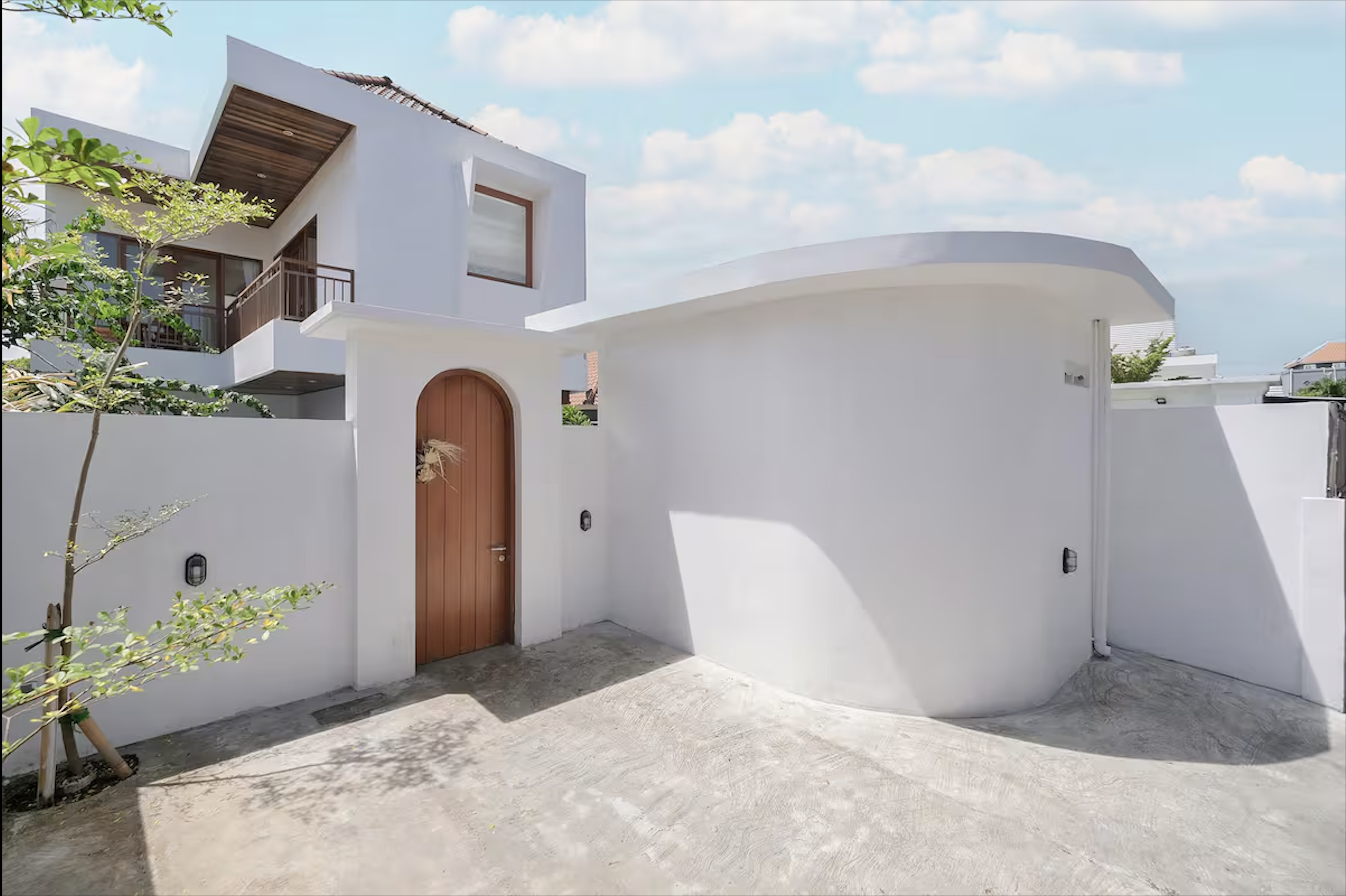Charming 3BR Villa with Private Pool & Lush Garden in Central Canggu - YY1
