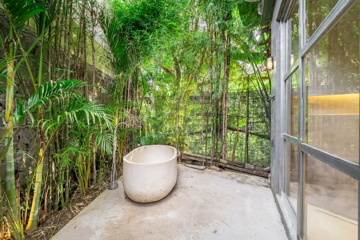 4BD Lava Loft - YZ1